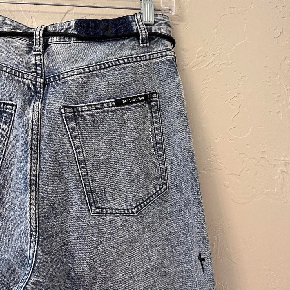The Anti Order jeans. Like New. Size: 30" - Picture 4 of 7